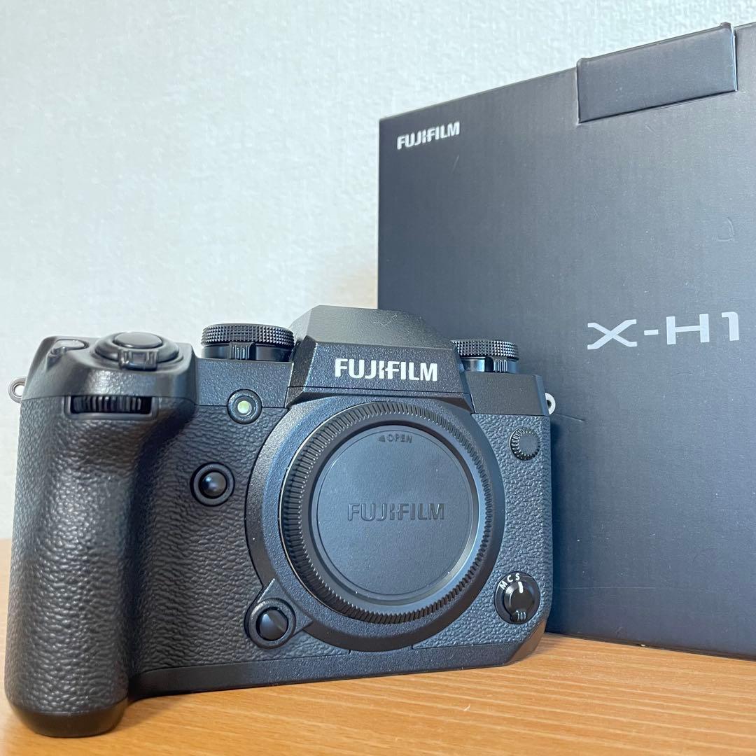 【極美品】FUJIFILM X-H1 ミラーレス一眼カメラ