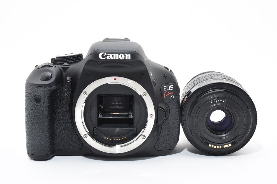 デジタル一眼レフカメラCanon EOS Kiss X5標準レンズセット