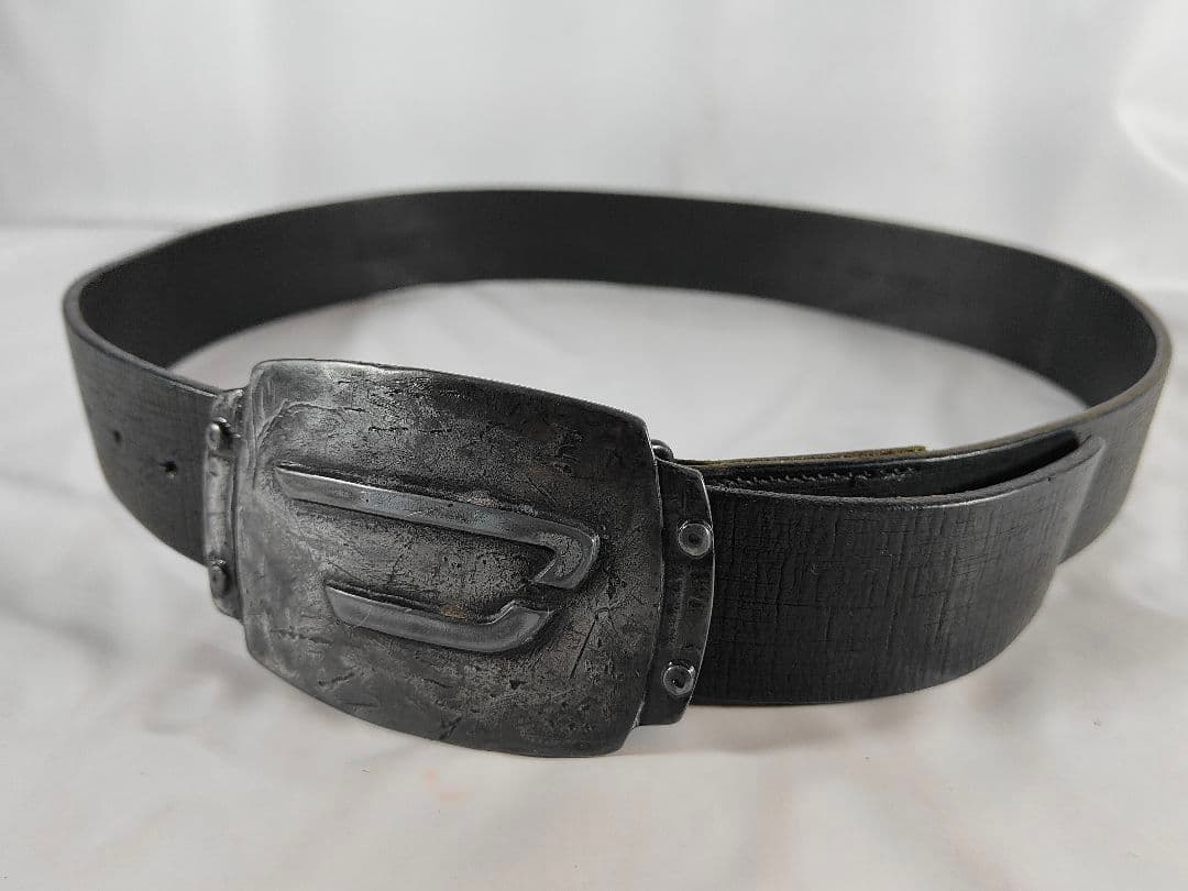 【極美品】DIESEL ディーゼル　高級イタリアンドレスベルト　黒艶本革　正規品