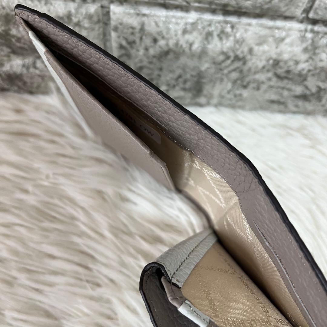 【新品未使用】ペレボルサ　4781 レネット　二つ折りカードケース　二つ折り財布