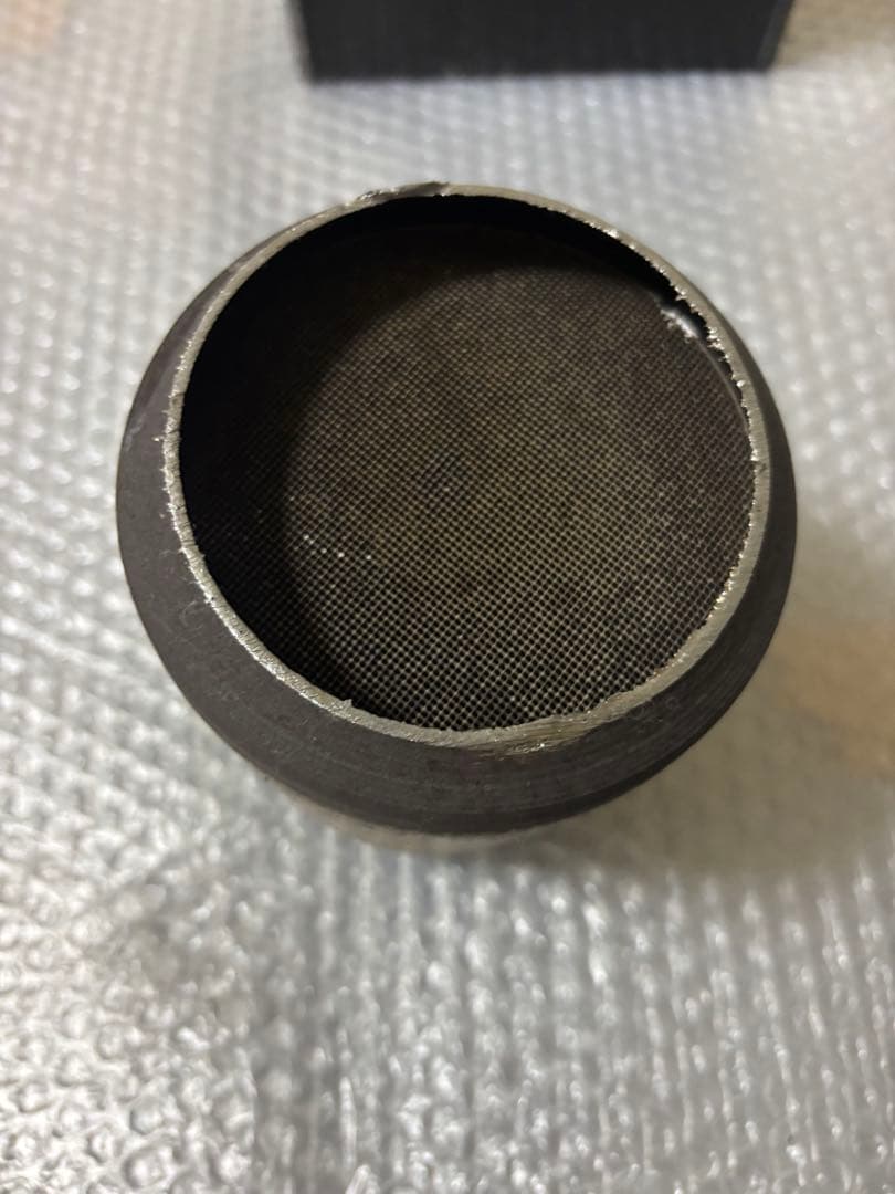 ANH10 TOYOTA 2AZ GM4 触媒一個