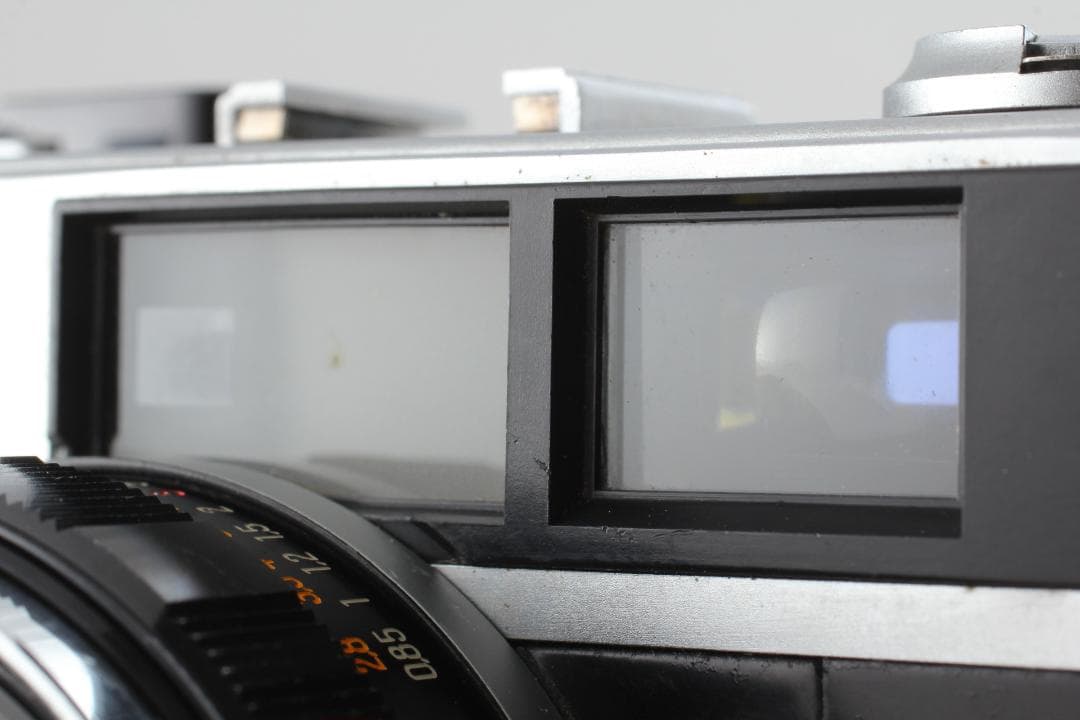 【美品　整備済】レッド オリンパス 35 DC 40mm f1.7 #1180