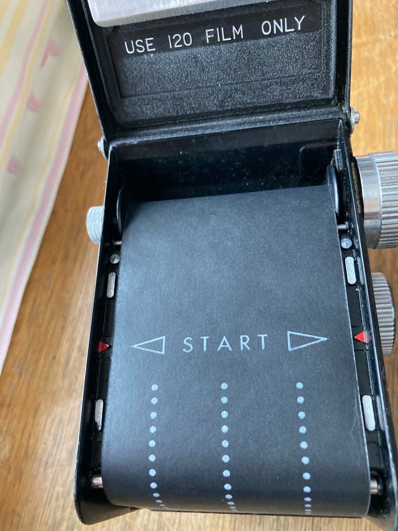 キラキラ感\"2アップ\"わくわく　YASHICA FLEX goodインテリア