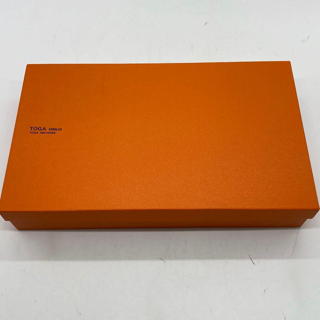 新品未使用タグ付き　TOGA VIRILIS トーガ　メタルベルド　ブラウン