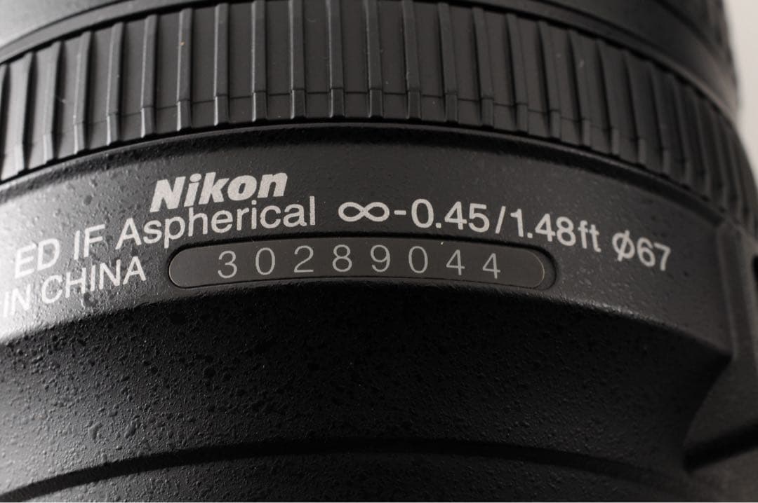 【美品・SC:8,443回】 ニコン Nikon D5500 18-140mm