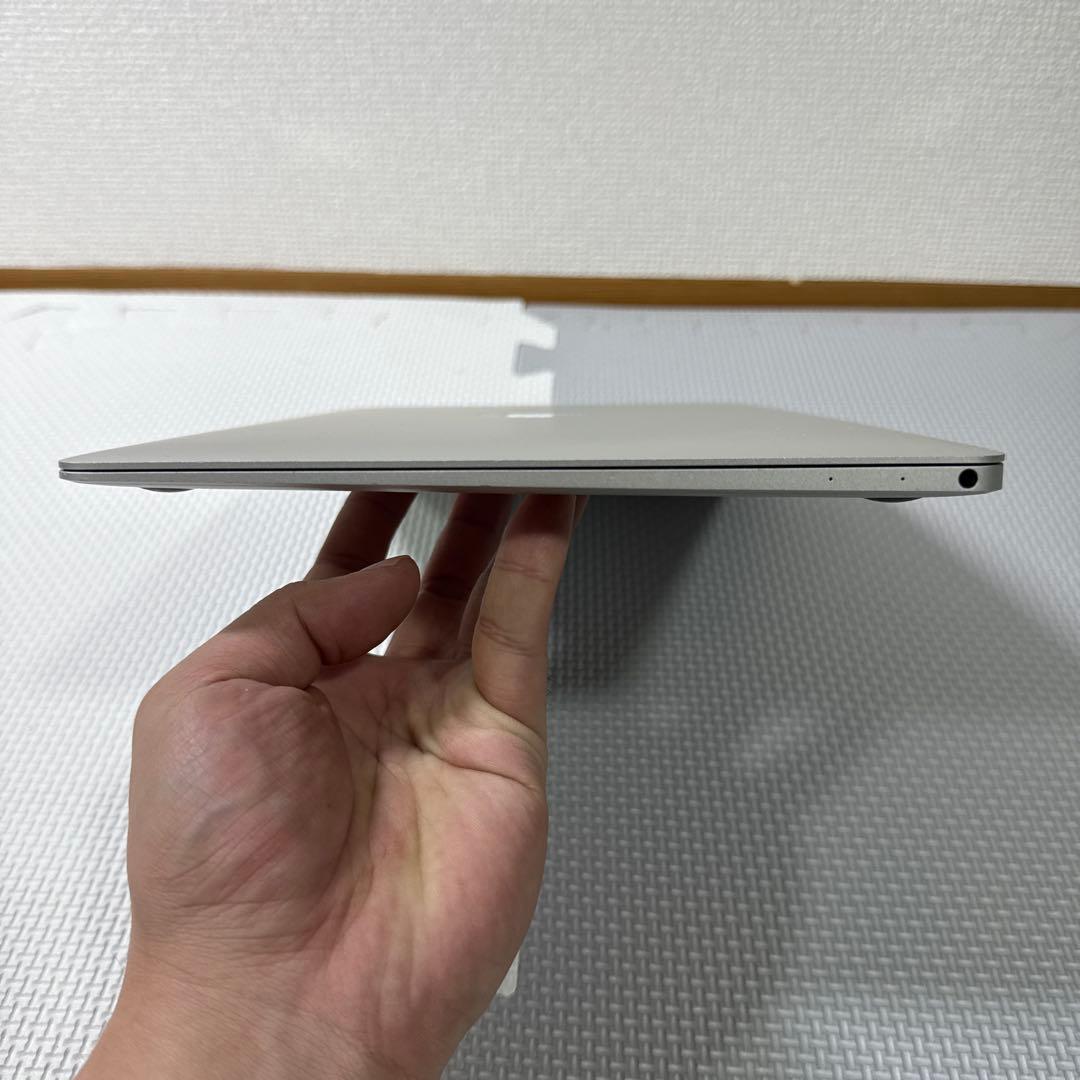 A1534 シルバー MacBook M3 8GB