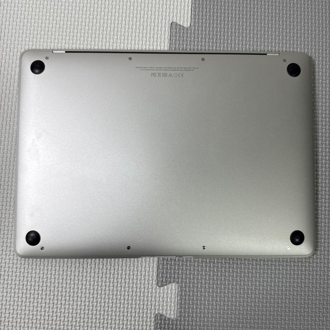 A1534 シルバー MacBook M3 8GB