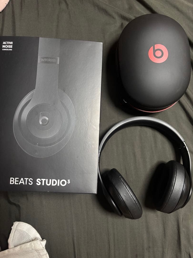 Beats Studio 3 ワイヤレスヘッドホン ブラック