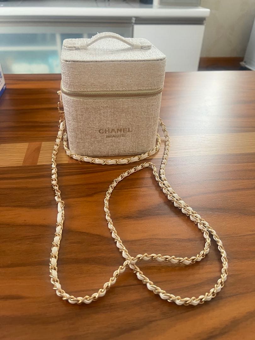CHANEL ノベルティ バニティ ポーチ