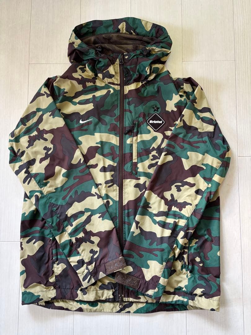 F.C.R.B. NIKE ブリストル　カモフラ　パーカー　Mサイズ