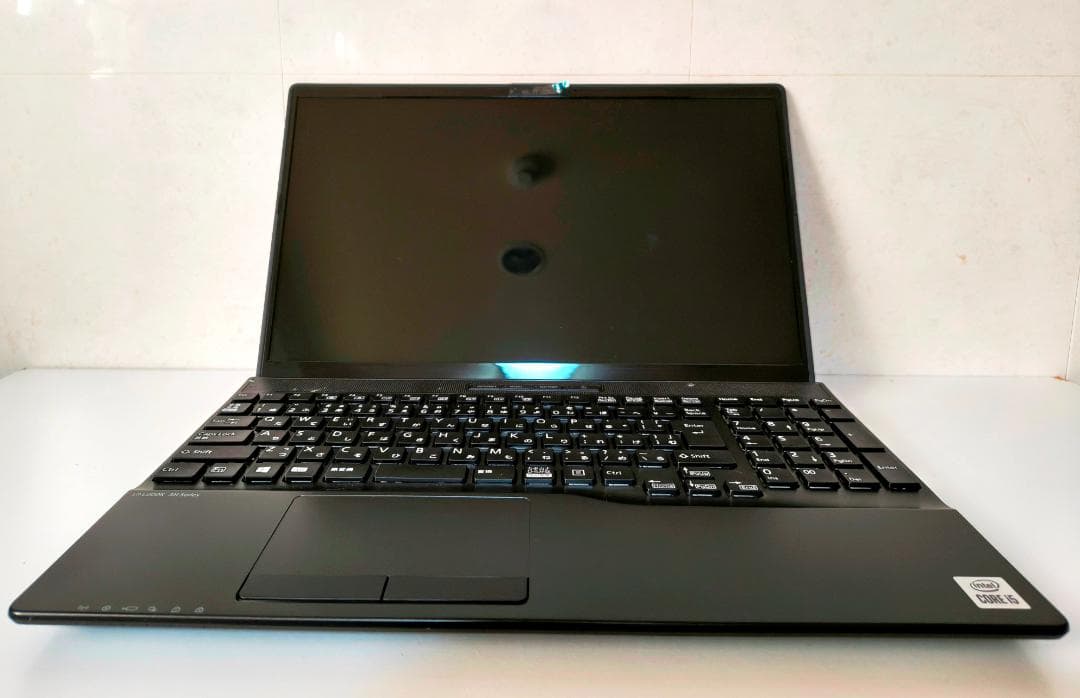 富士通　FMV　LIFEBOOK　Core i5　16GB　SSD 512GB