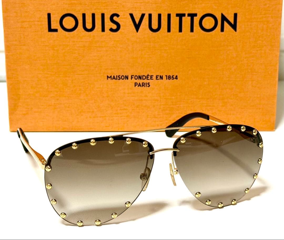 ⚜️LOUIS VUITTON⚜️サングラス LV