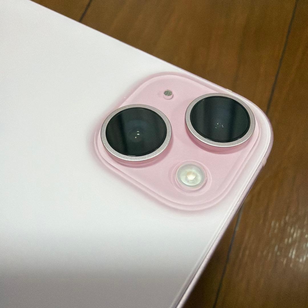 iPhone15 ピンク128GB 本体※キズ、割れなし※