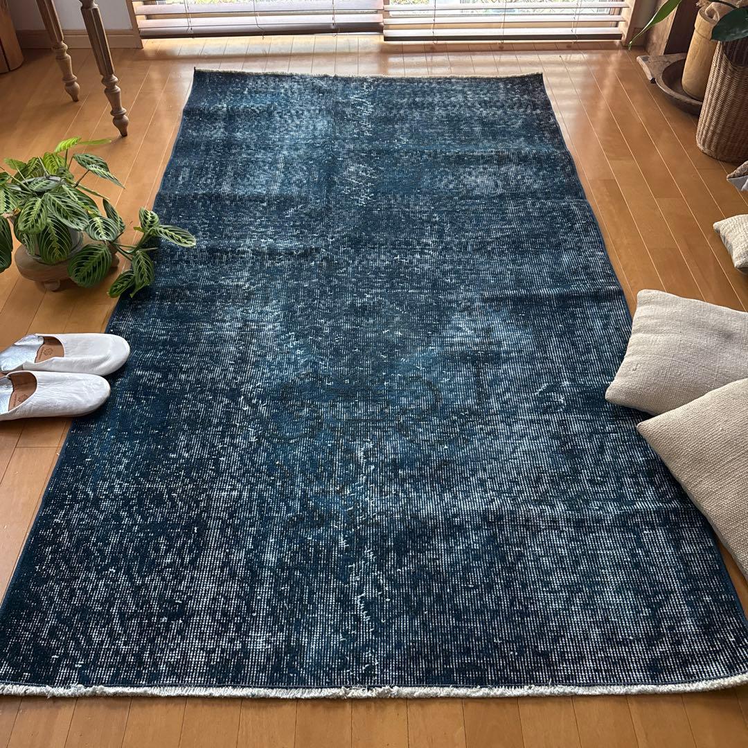 110×191ネイビーインディゴブルー　オーバーダイ　トルコヴィンテージラグ