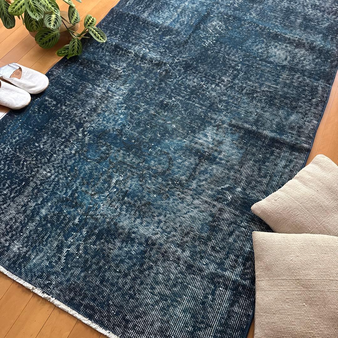 110×191ネイビーインディゴブルー　オーバーダイ　トルコヴィンテージラグ