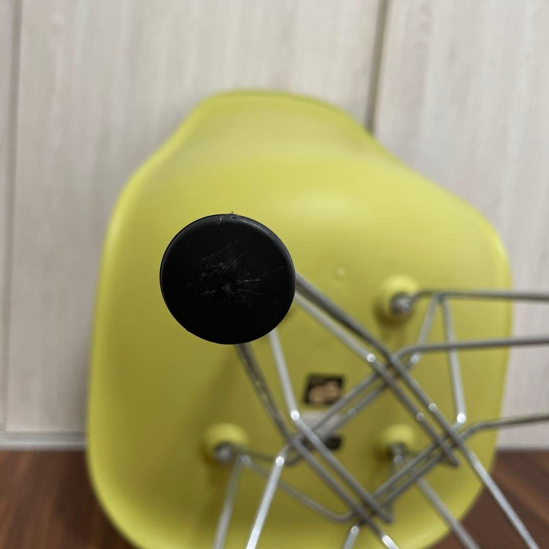 イームズ　プラスチック　シェルサイドチェア　ライムグリーン