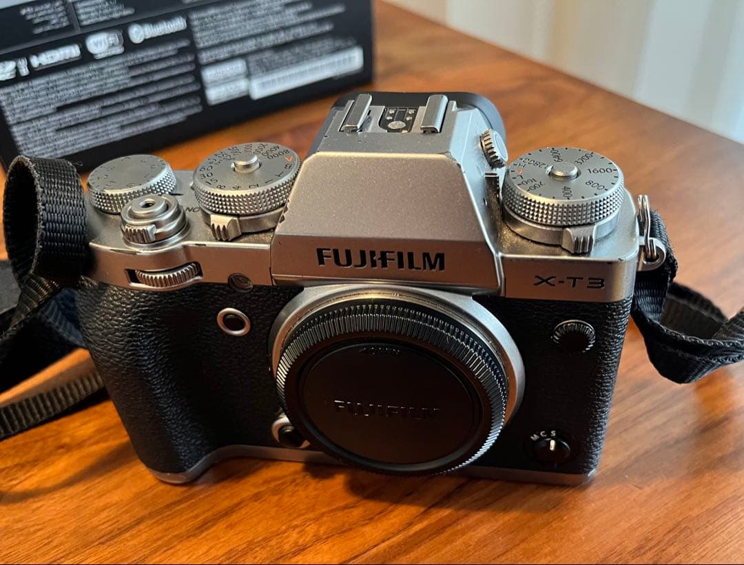 FUJIFILM フジフイルム X-T3 ボディ シルバー