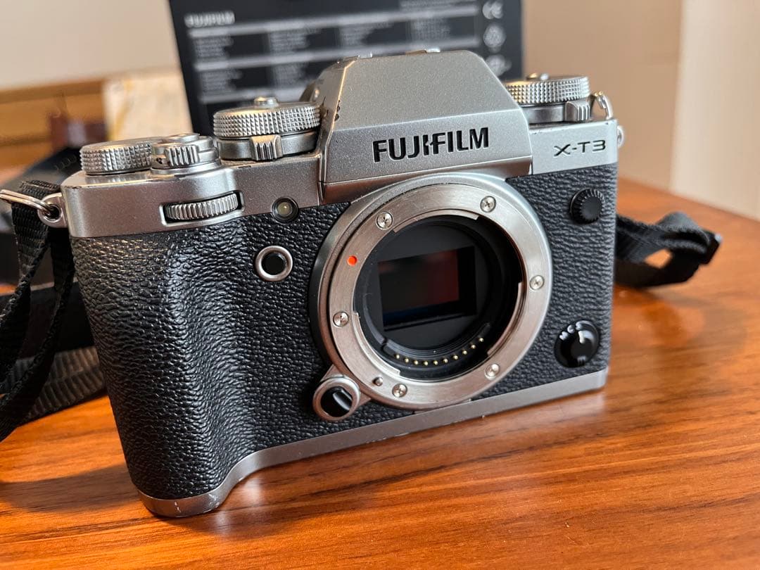 FUJIFILM フジフイルム X-T3 ボディ シルバー