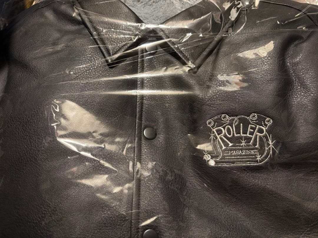 即完ROLLER FAKE LEATHER COACH JACKET