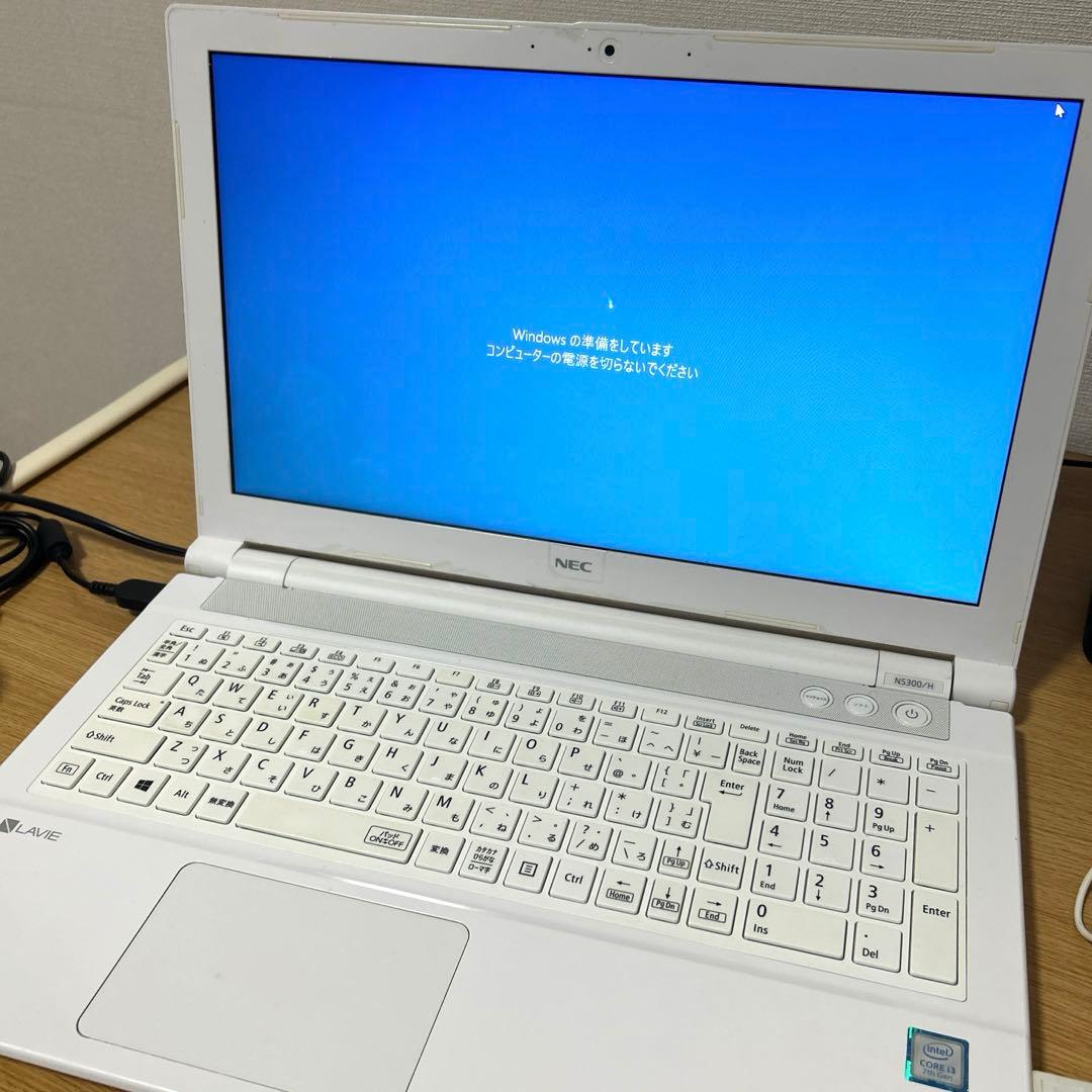 2017年 8月製　NEC LAVIE NS300/HAW