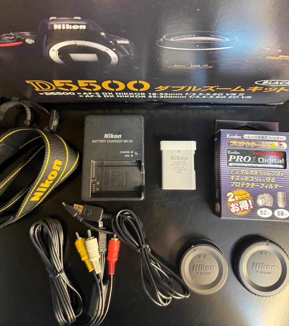 Nikon D5500 ダブルズームキット デジタル一眼レフカメラ
