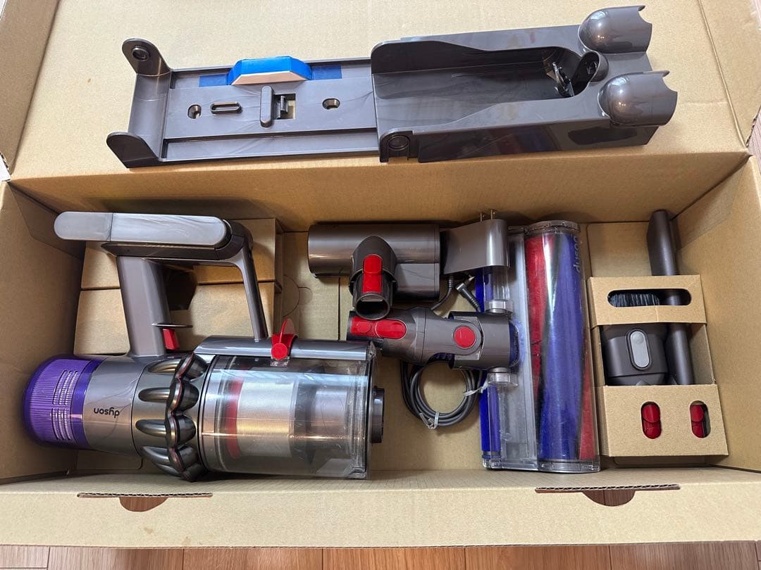 掃除機・クリーナー Dyson V11 Fluffy SV14