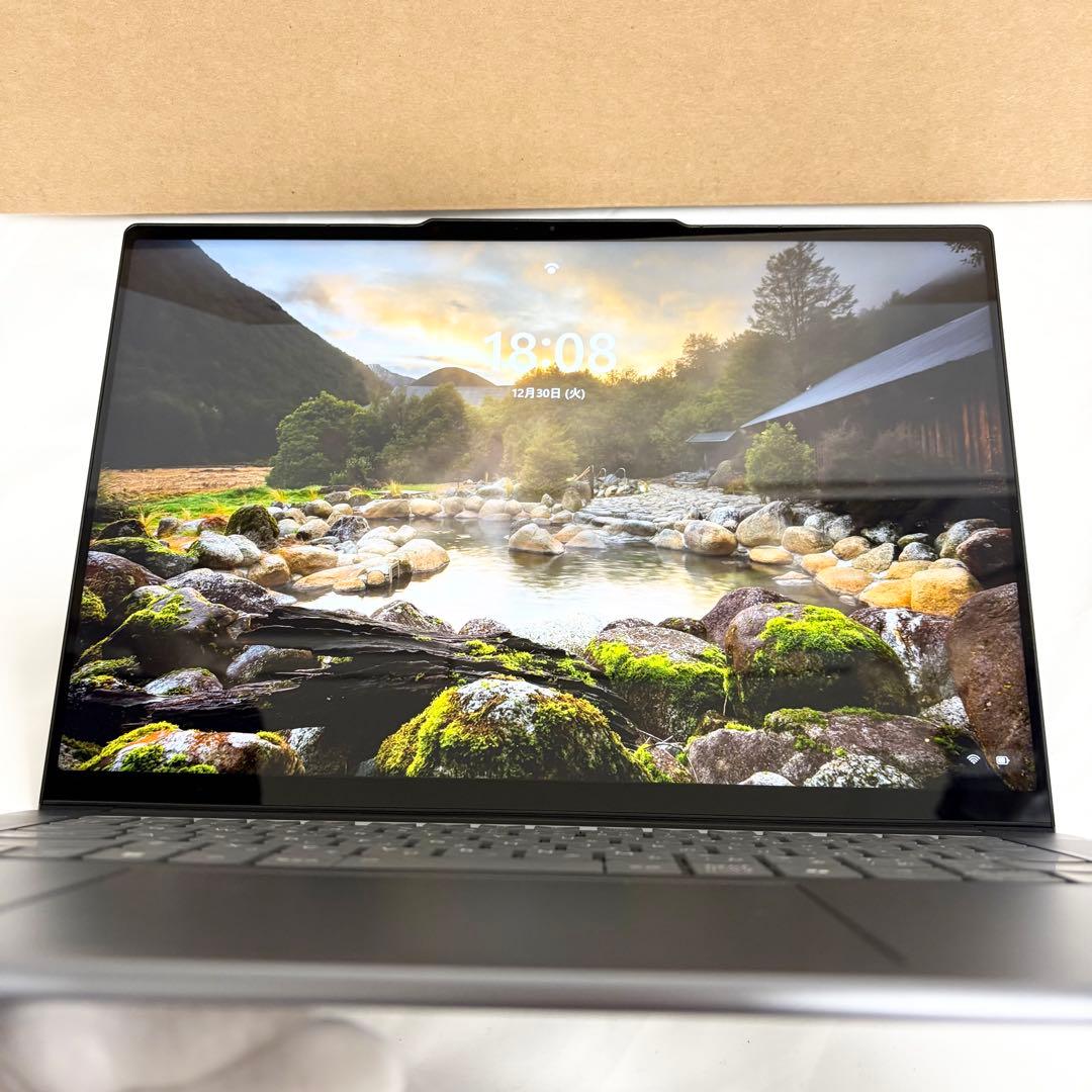 Windowsノート本体 Lenovo Yoga Slim 7i Aura Edition Gen 9