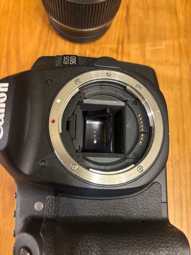 Canon EOS 50D デジタルー眼レフカメラ ＋レンズ 17～55mm