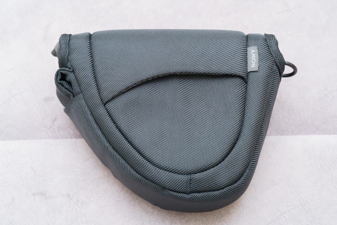 SONY α6000 ダブルズームレンズキット+おまけ