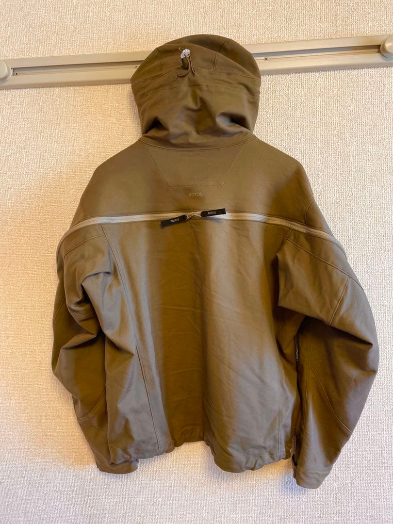 ROTOL VENTILATION WIND JACKET（OLIVE）　3