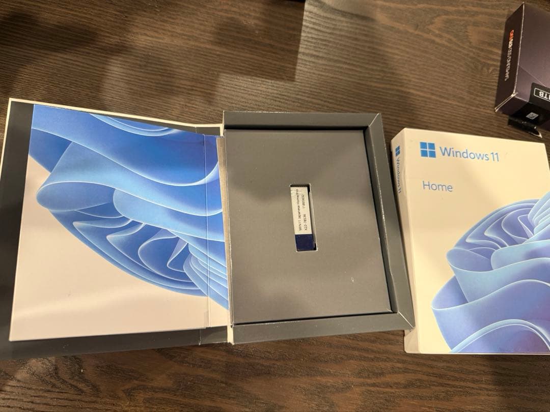 Windows11  正規品　開封済み未使用　USB