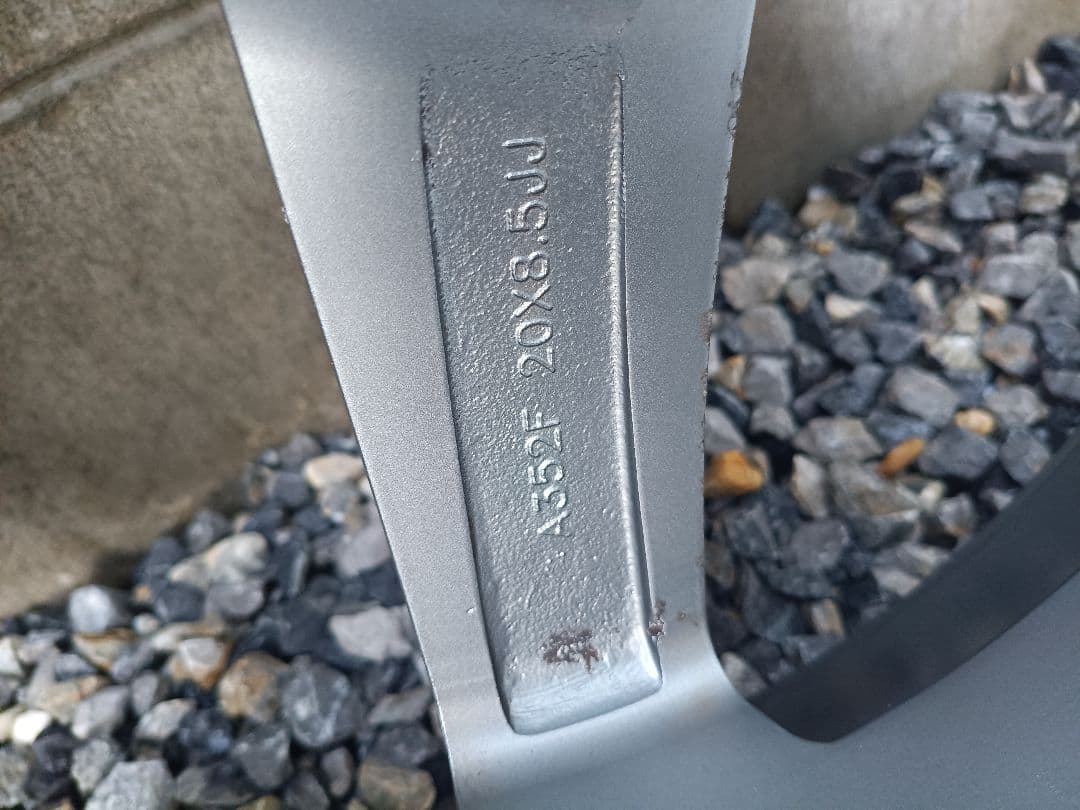  Lxryhanes タイヤホイール 20インチ