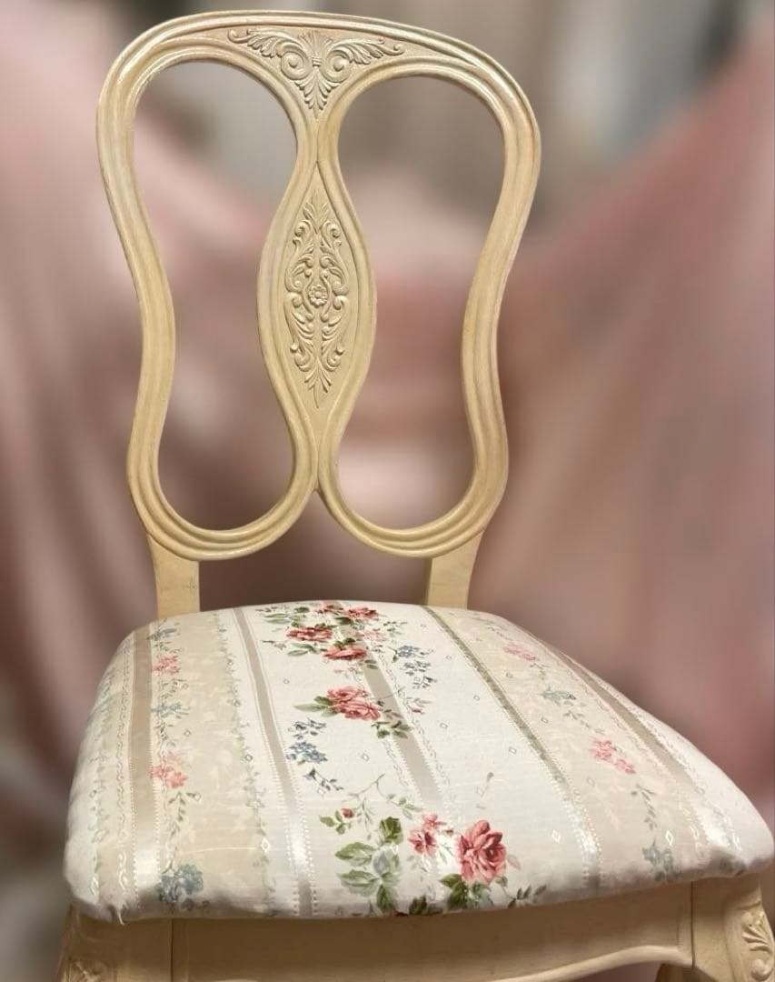 Chi　ロココ調椅子　彫刻装飾　バラ布座面 ヨーロピアン　アンティーク椅子