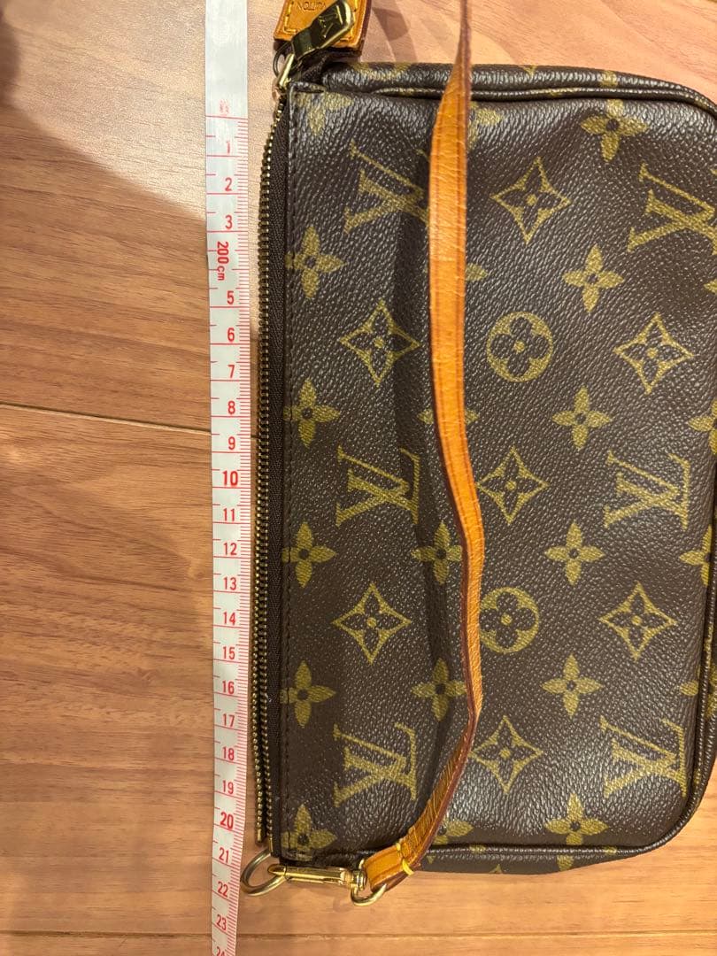 Louis Vuitton モノグラム ポーチ　レアなUSA製