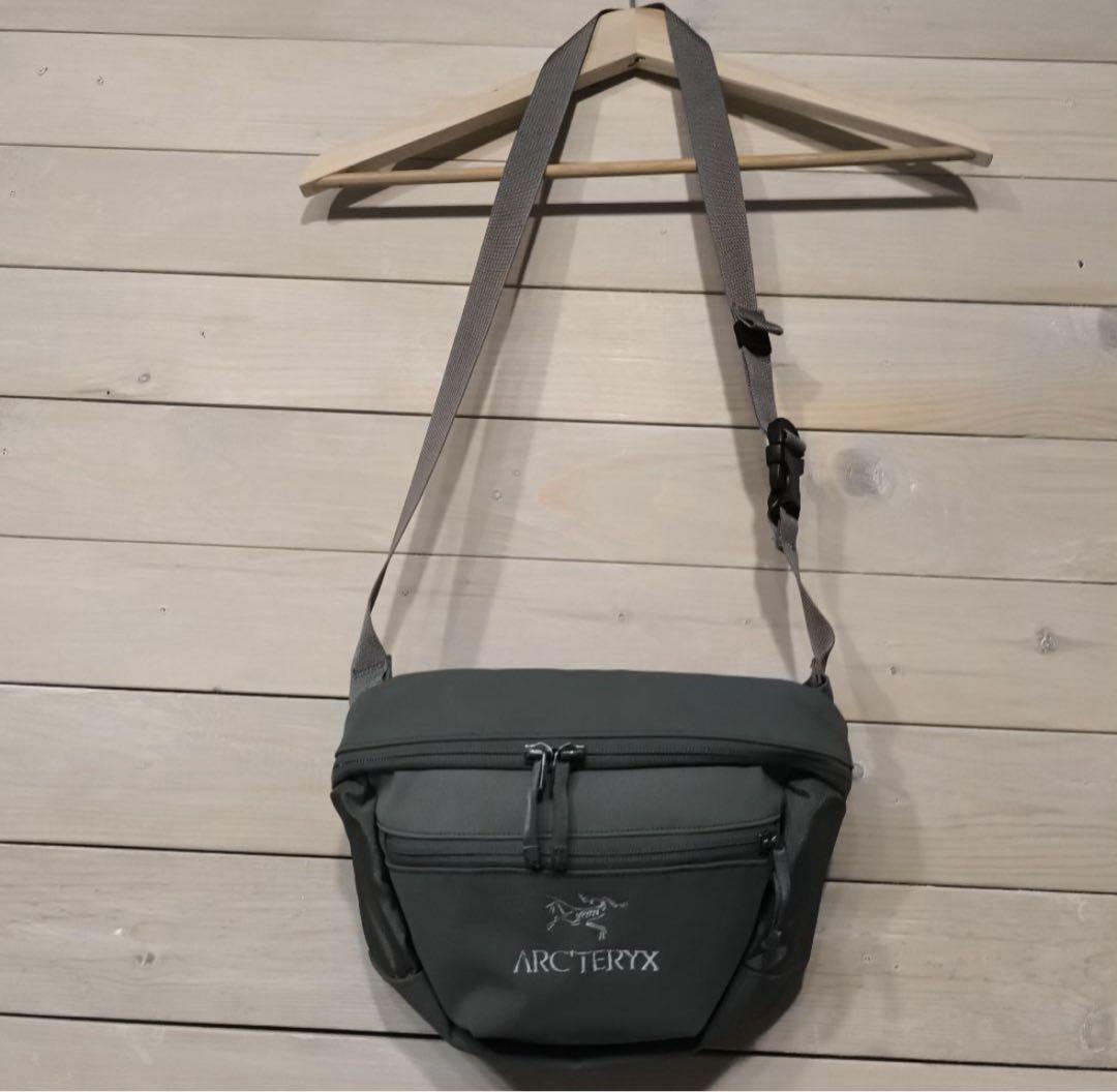 ARC'TERYX BEAMS別注 Arro Waistpack グレー