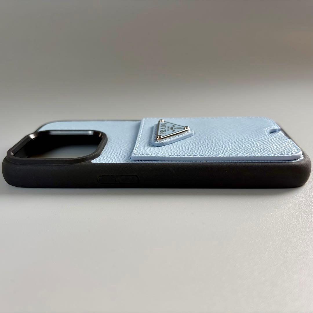 新品 未使用 PRADA プラダ iPhoneケース 15 Pro ロゴ 箱あり