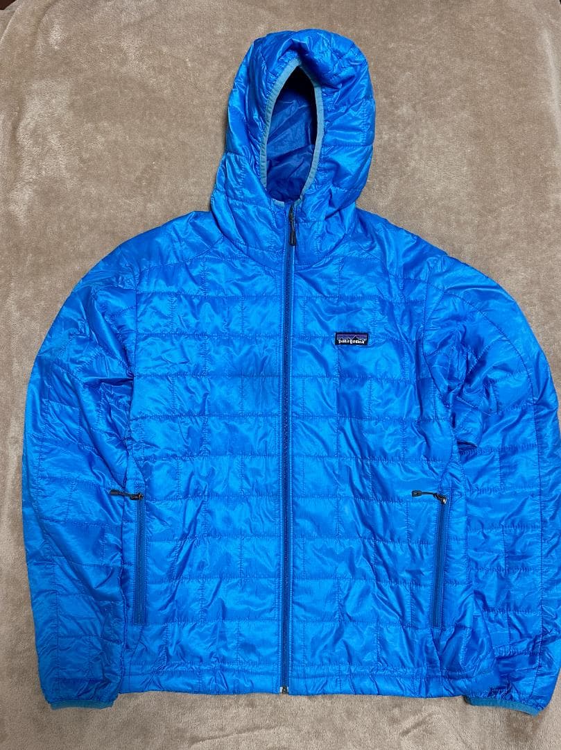Patagonia フード付き中綿ジャケット EUS（日本M相当）RN51884
