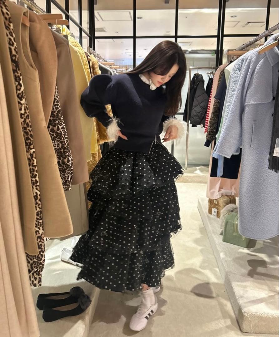 【新品未使用】Bibiy. パフスリーブファーニット ネイビー