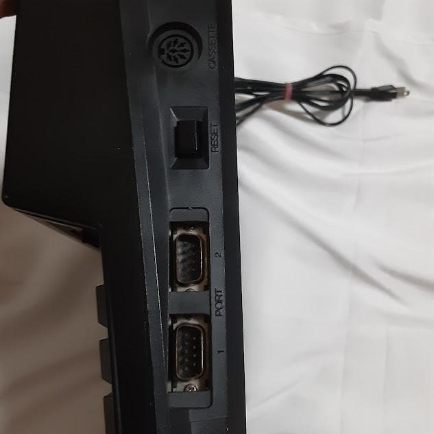 MSX2+　本体　SANYO　WAVY 70FD PHC-70FD