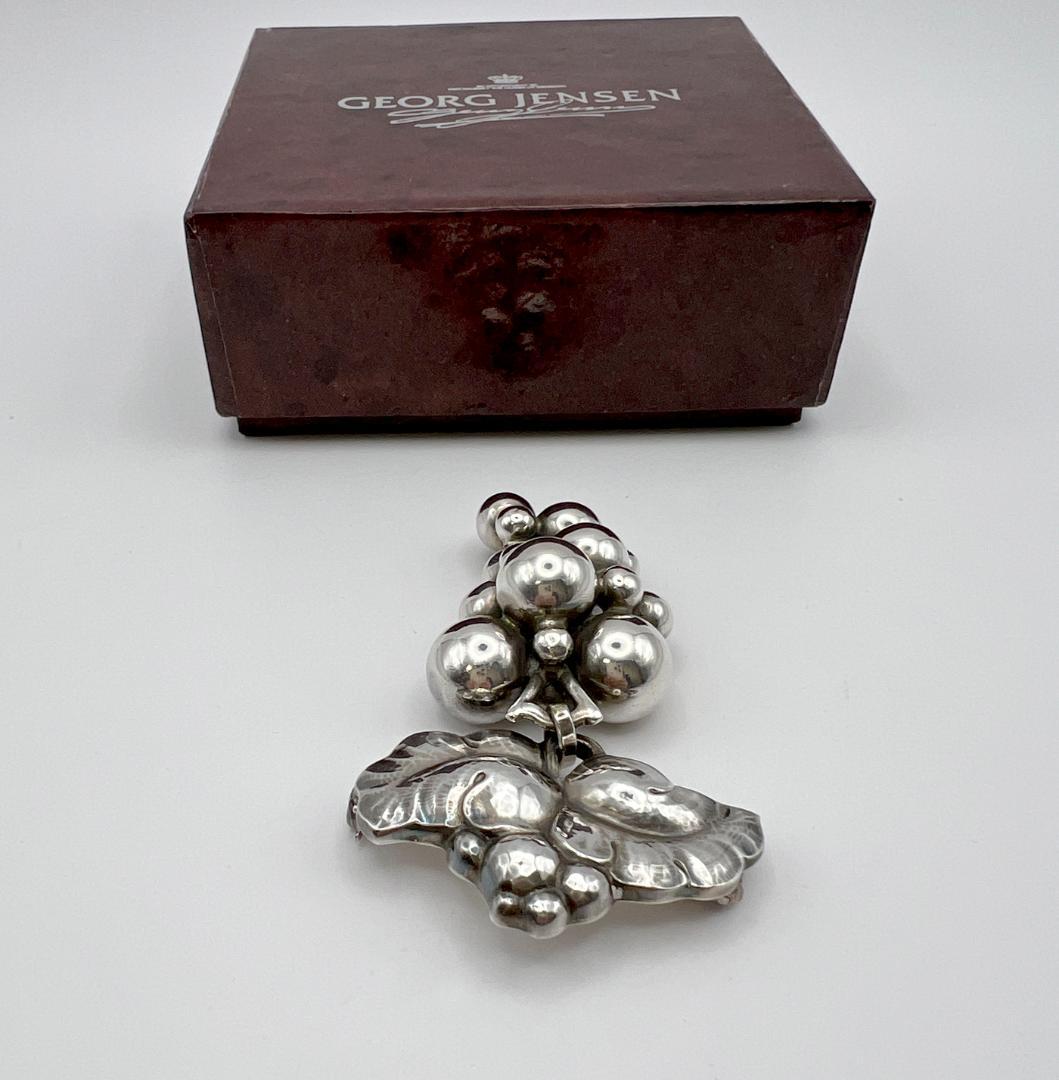   ムーンライト グレープ ブローチ シルバー925