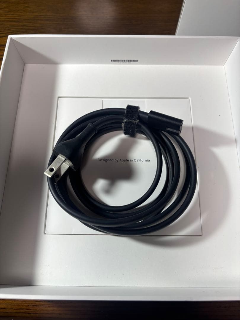 M2 Mac mini 8GB / 256GB & アルミスタンドセット