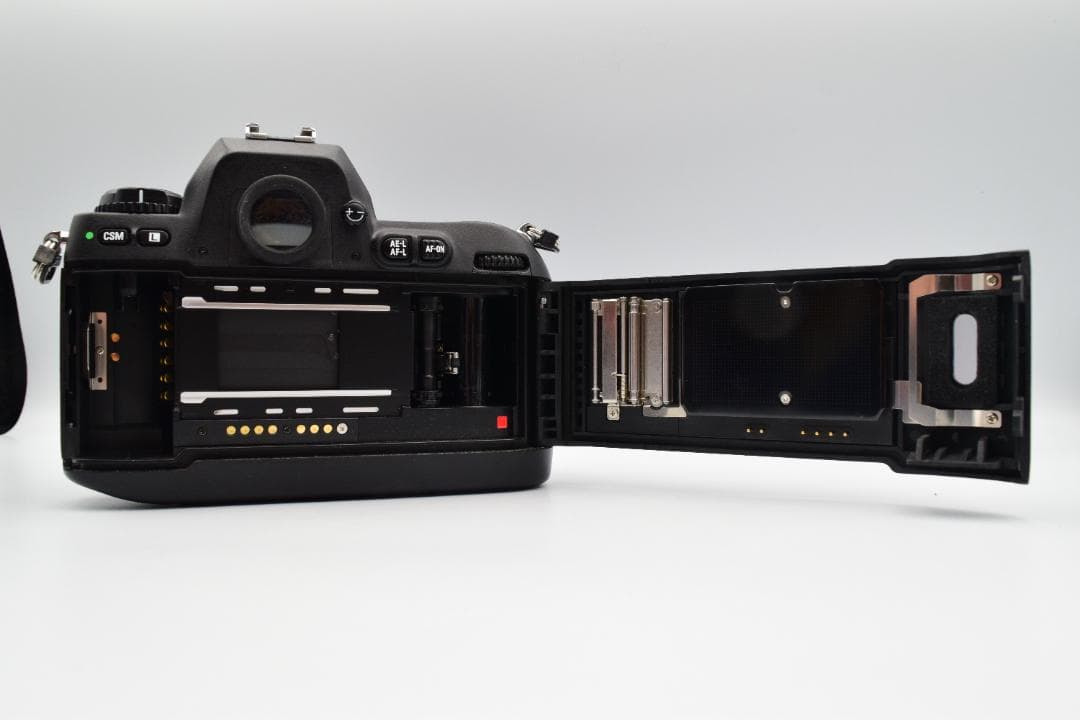 【美品】Nikon F100 フィルム一眼レフカメラ #NB003