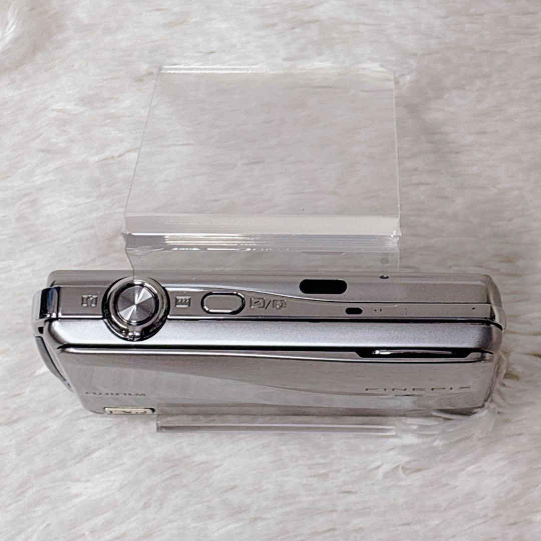 FUJIFILM FINEPIX Z700EXR コンパクトカメラ　コンデジ