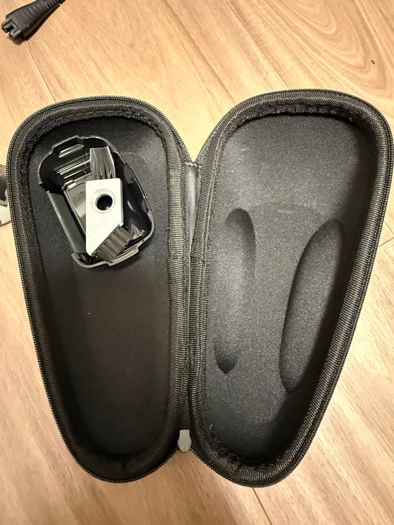 パナソニック　電気シェーバー　ラムダッシュPRO 5枚刃　ES-LV9V-S