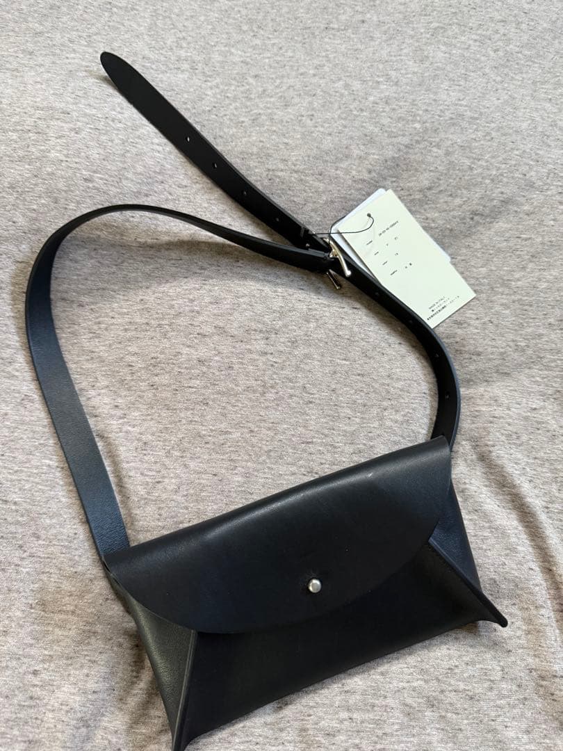 【未使用】MANUELA マヌエラ BELTバッグ　ブラック