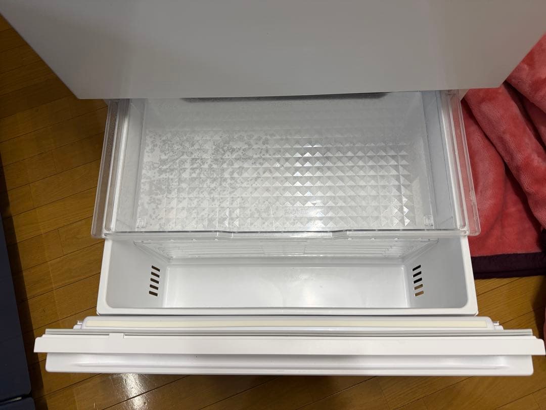 送料16500円 2025年製 日立 570L フレンチ 6ドア冷蔵庫