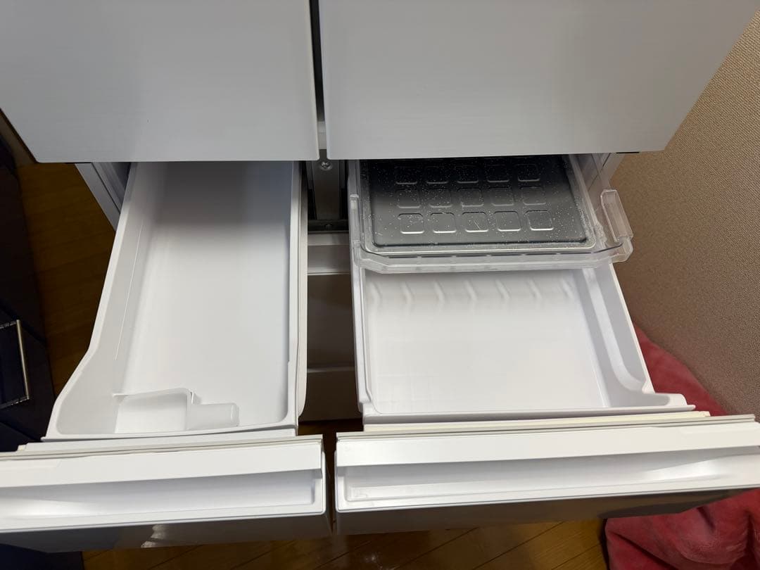 送料16500円 2025年製 日立 570L フレンチ 6ドア冷蔵庫