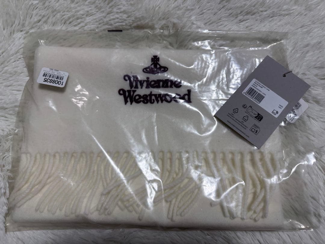 【Vivienne Westwood】 刺繍ロゴマフラー　ホワイト