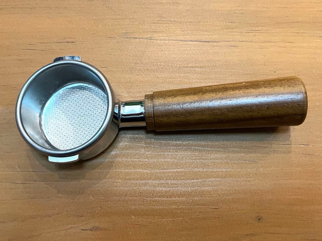 【中古品】La Pavoni 49mmボトムレスフィルター　ウッドハンドル