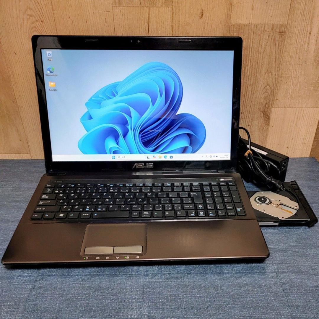 ASUS ノートパソコン Corei7 メモリ16GB SSD512GB